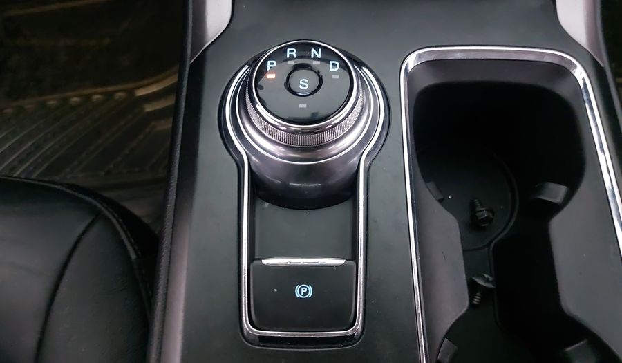 Ford Fusion 2.0 GTDI SE LUXURY PLUS NAV AT Sedan 2017
