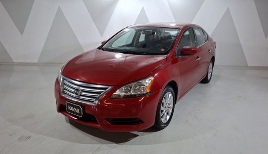 Nissan • Sentra