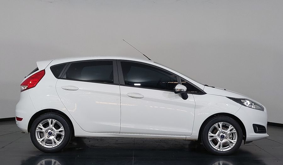 Ford Fiesta SEL HATCH Hatchback 2017