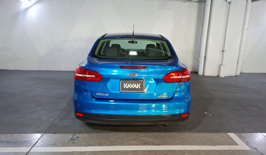 Ford Focus 2.0 SE LUXURY AT Sedan 2016