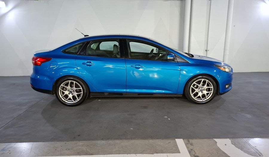 Ford Focus 2.0 SE LUXURY AT Sedan 2016