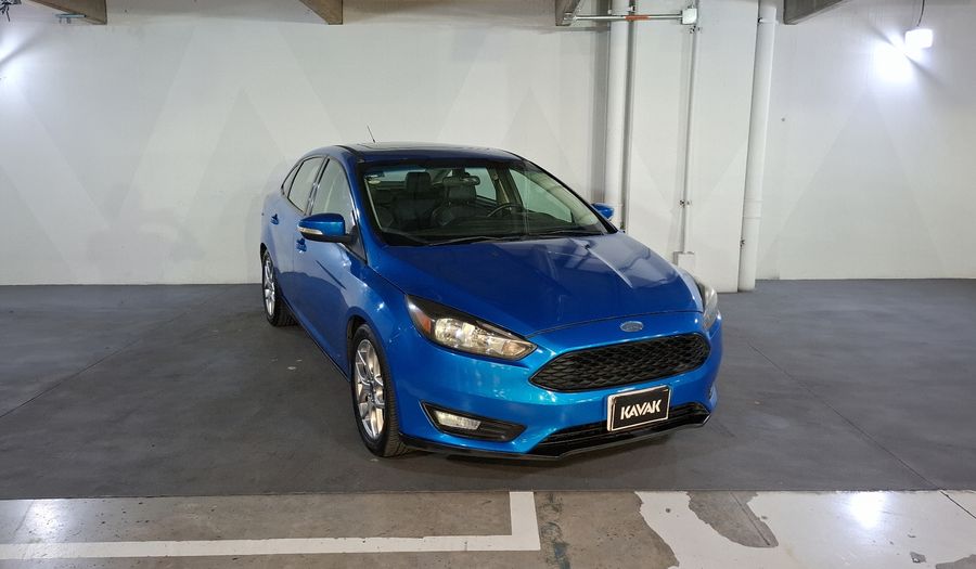 Ford Focus 2.0 SE LUXURY AT Sedan 2016