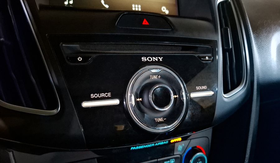 Ford Focus 2.0 SE LUXURY AT Sedan 2016