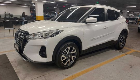 Nissan • Kicks