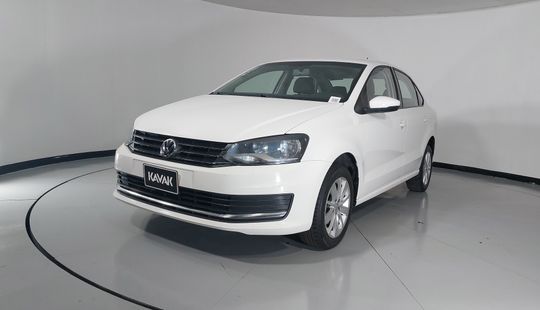 Volkswagen • Vento