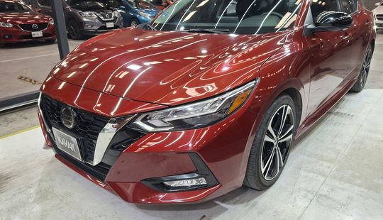Nissan • Sentra