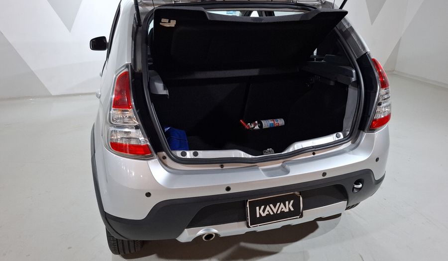 Renault Stepway 1.6 DYNAMIQUE MEDIA NAV MT Hatchback 2015
