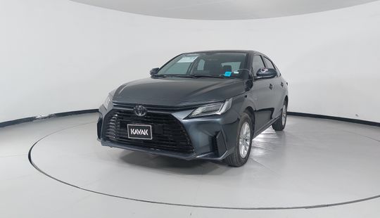 Toyota • Yaris