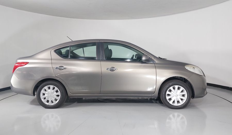 Nissan Versa 1.6 ADVANCE TA AC Sedan 2012