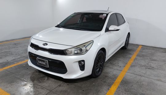 2018 • 108,864 km • Manual