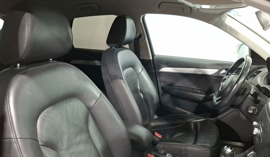 Audi Q3 2.0 LUXURY 211 HP S TRONIC Suv 2015