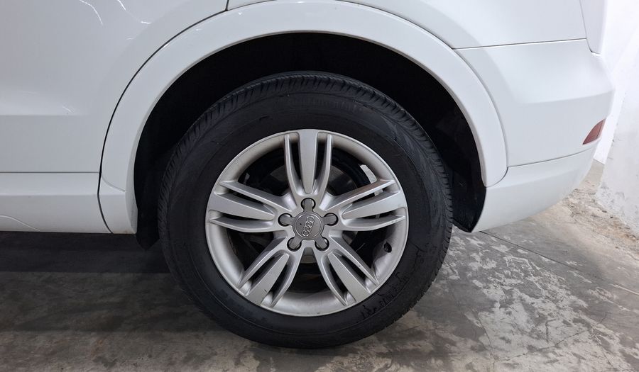 Audi Q3 2.0 LUXURY 211 HP S TRONIC Suv 2015
