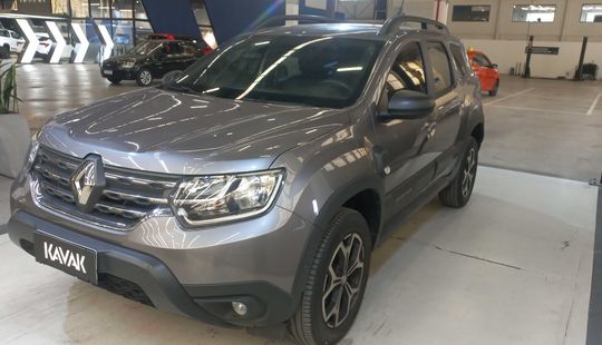 Renault • Duster