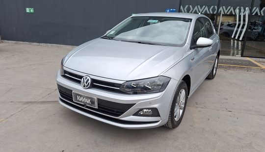 Volkswagen • Polo