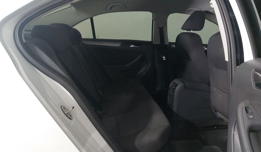 Volkswagen Jetta COMFORTLINE Sedan 2016