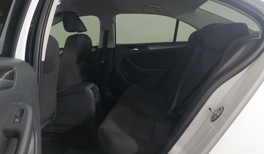 Volkswagen Jetta COMFORTLINE Sedan 2016