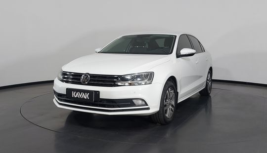 Volkswagen • Jetta