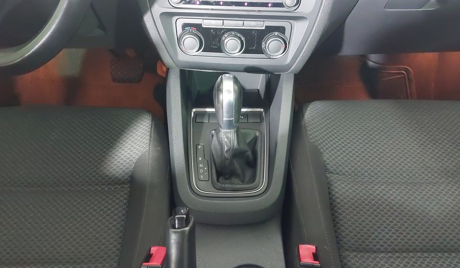 Volkswagen Jetta COMFORTLINE Sedan 2016