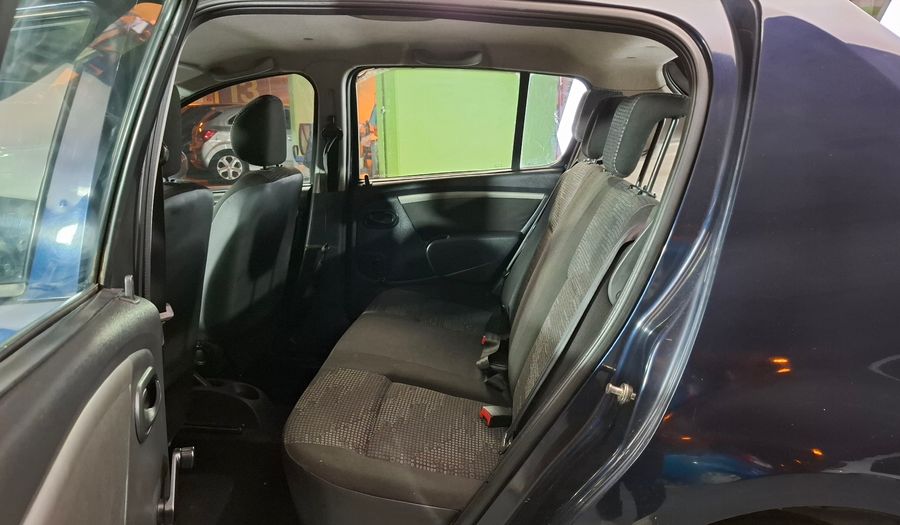 Renault Sandero 1.6 16V Hatchback 2010