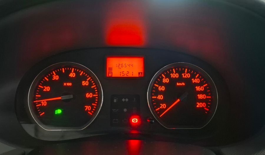 Renault Sandero 1.6 16V Hatchback 2010