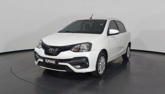 Toyota • Etios