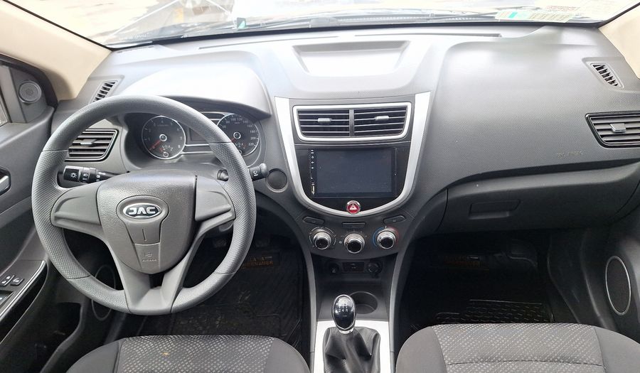 Jac J4 1.5 COMFORT Sedan 2021