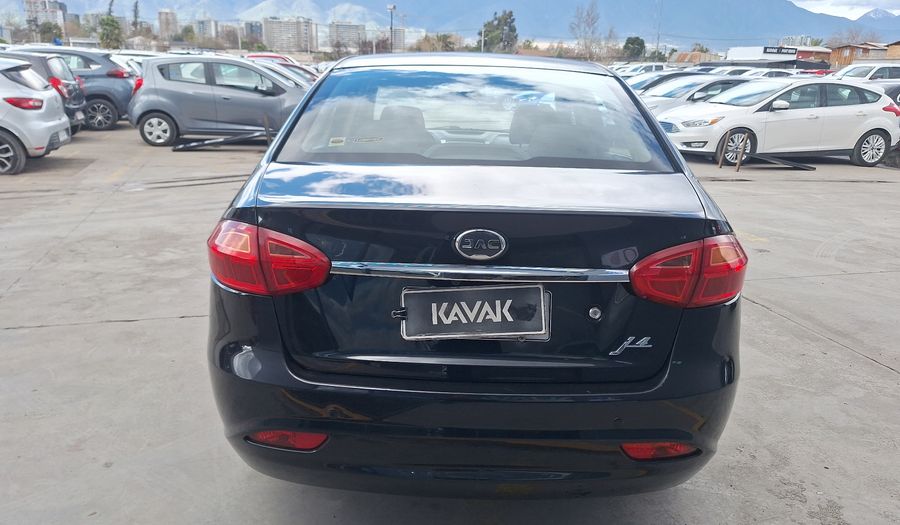 Jac J4 1.5 COMFORT Sedan 2021