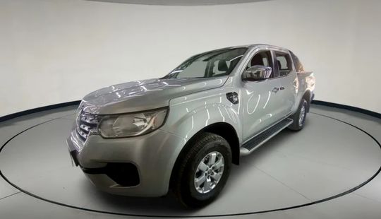 Renault • Alaskan
