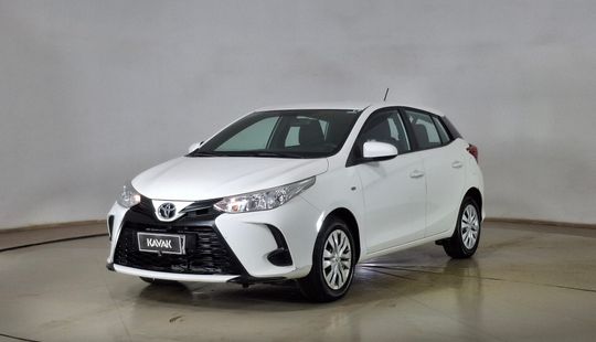 Toyota • Yaris