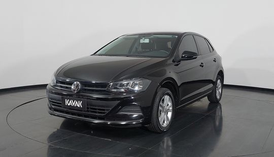 Volkswagen • Polo