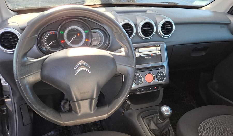 Citroen C3 1.6 FEEL Hatchback 2017