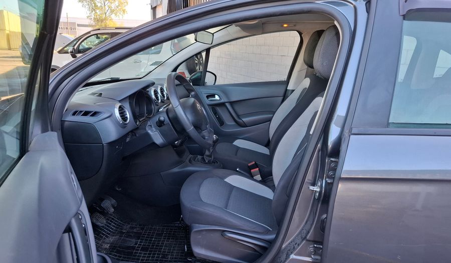 Citroen C3 1.6 FEEL Hatchback 2017