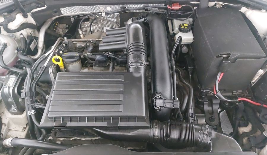 Audi A3 1.4 TFSI AMBIENTE S TRONIC Sedan 2015