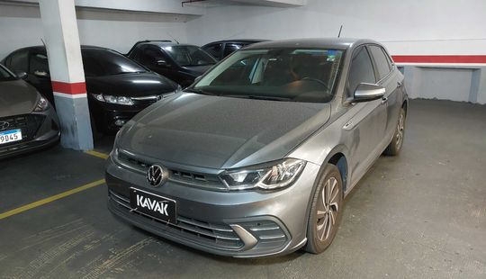 Volkswagen • Polo