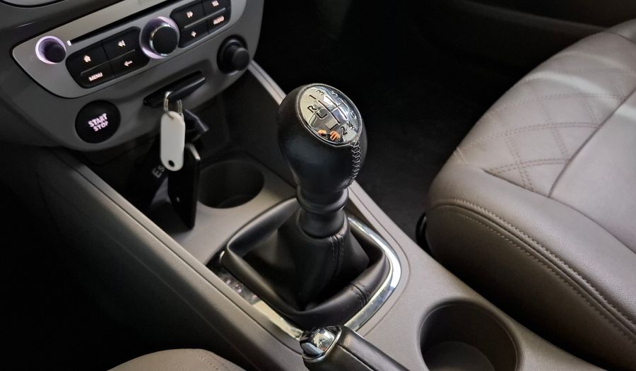 Renault Fluence 2.0 PRIVILEGE Sedan 2017
