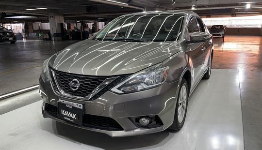 Nissan • Sentra