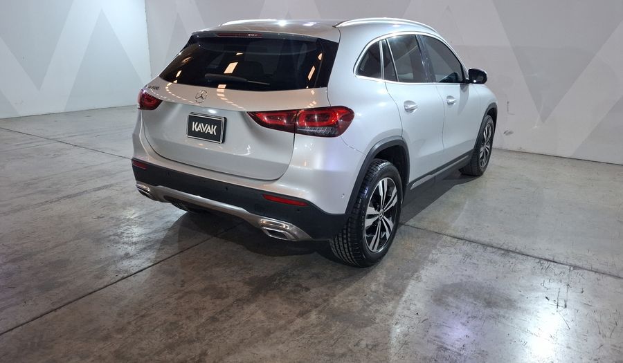 Mercedes Benz Clase Gla 1.3 200 PROGRESSIVE LINE DCT Suv 2022