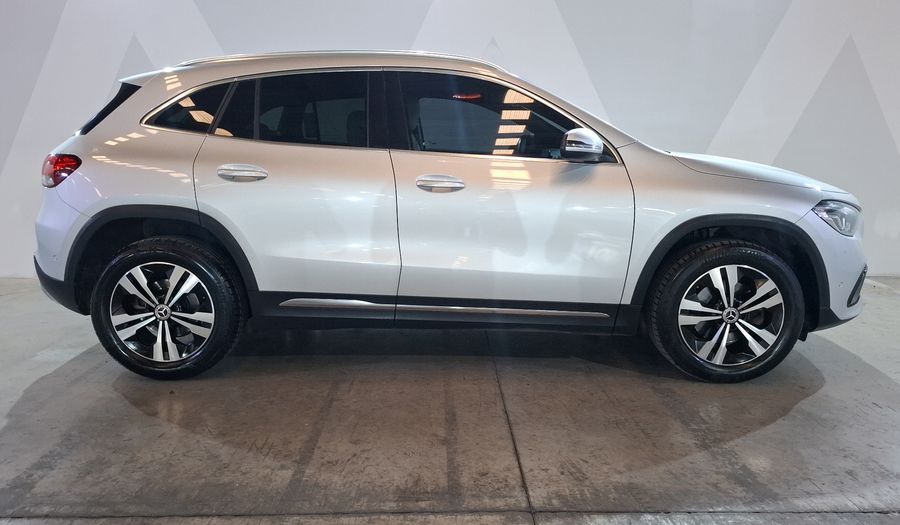 Mercedes Benz Clase Gla 1.3 200 PROGRESSIVE LINE DCT Suv 2022