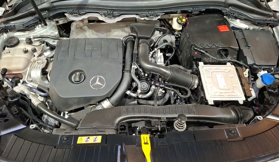 Mercedes Benz Clase Gla 1.3 200 PROGRESSIVE LINE DCT Suv 2022