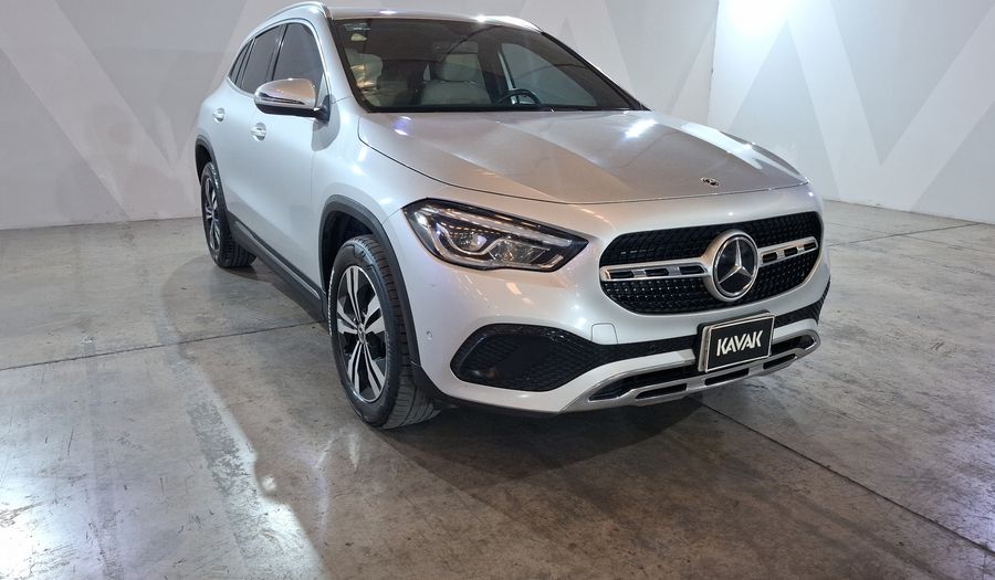 Mercedes Benz Clase Gla 1.3 200 PROGRESSIVE LINE DCT Suv 2022