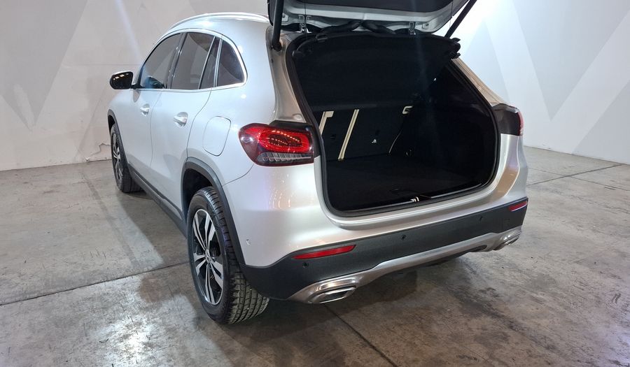 Mercedes Benz Clase Gla 1.3 200 PROGRESSIVE LINE DCT Suv 2022