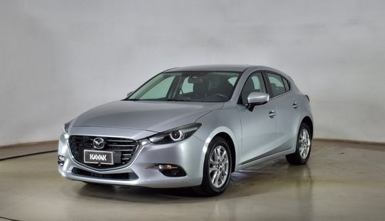 Mazda • Mazda 3