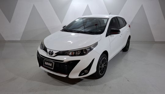 Toyota • Yaris