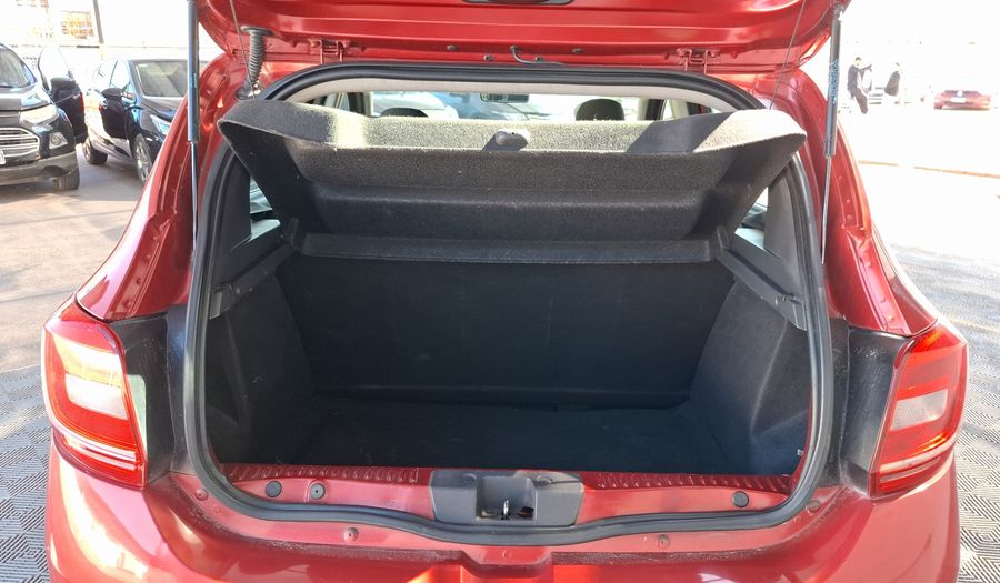 Renault Sandero 1.6 EXPRESSION Hatchback 2017