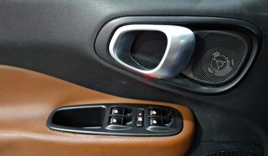 Fiat 500l 1.4 TREKKING + Minivan 2016