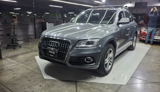Audi • Q5