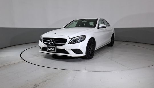 Mercedes Benz • Clase C