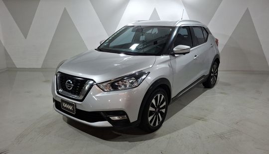 2017 • 71,041 km • Automático