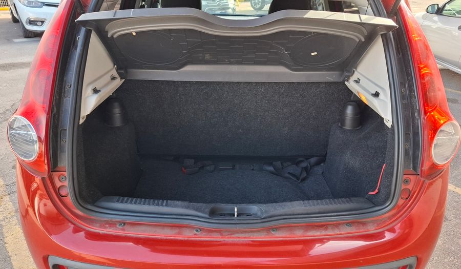Fiat Palio 1.4 ATTRACTIVE Hatchback 2018