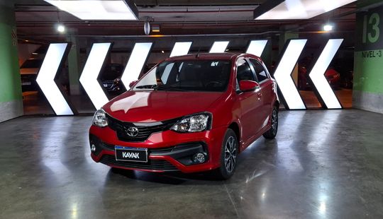 Toyota • Etios
